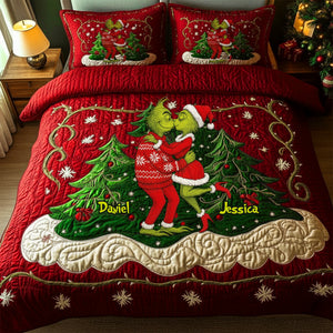 Festive Couple Kiss Quilt Set Special Line - Personalized Christmas Gifts 02NALU080925