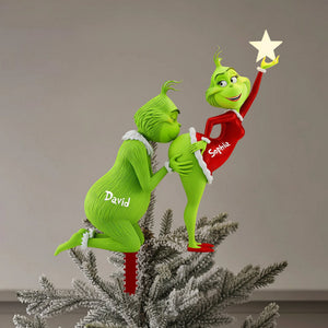 Cheeky Kisses Couple Christmas Tree Topper - Personalized Gift For Couples 04OHLU191125