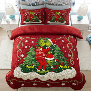 Festive Couple Kiss Quilt Set Special Line - Personalized Christmas Gifts 02NALU080925