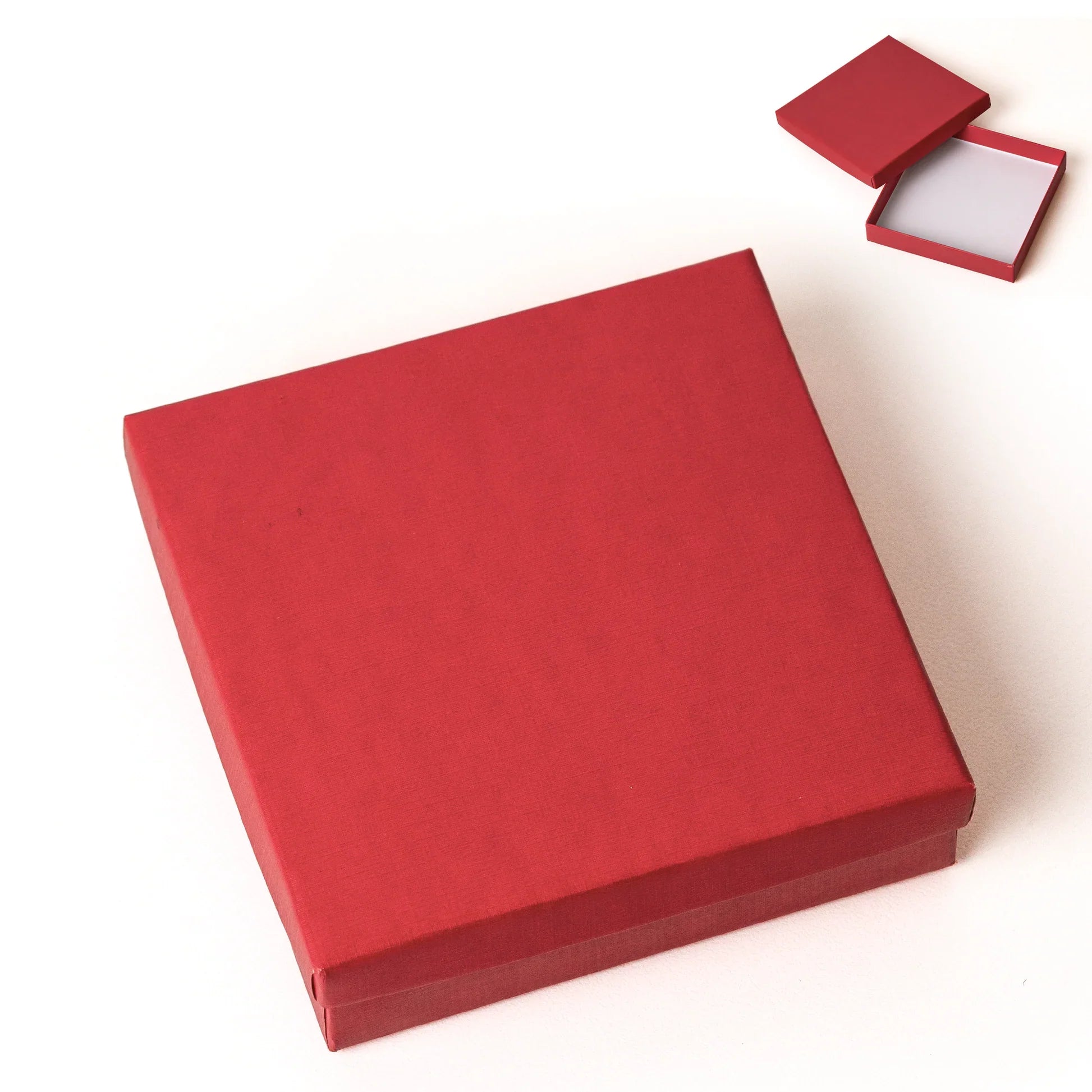 Red Add-On Gift Box Service (HMC)-Homacus